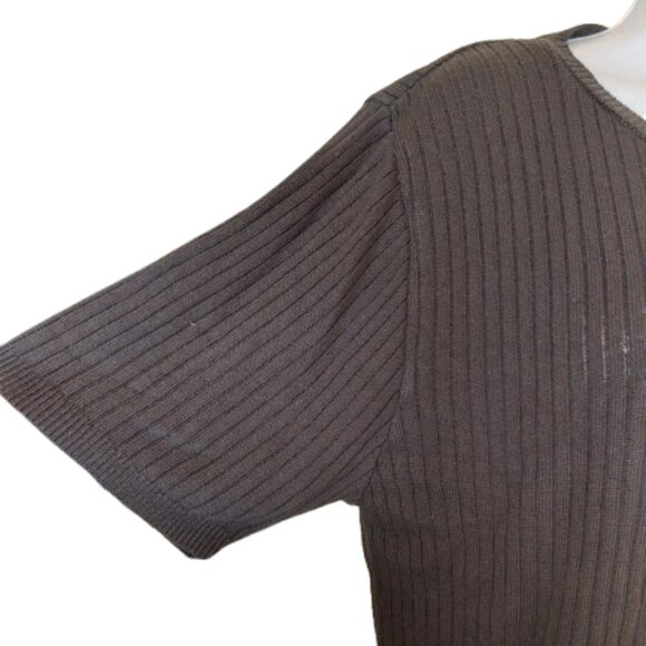 Black Short Sleeve Acrylic Knit Shirt XL - Picture 2 of 3